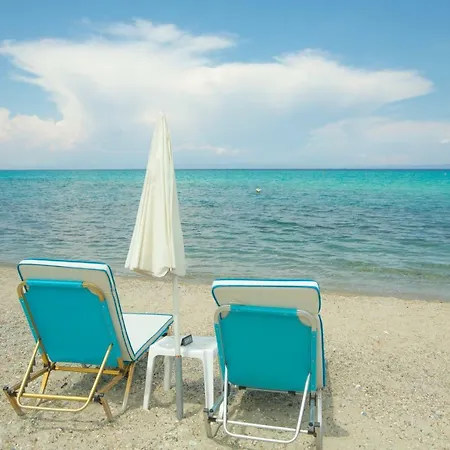 Next To The Beach Daire Pefkochori